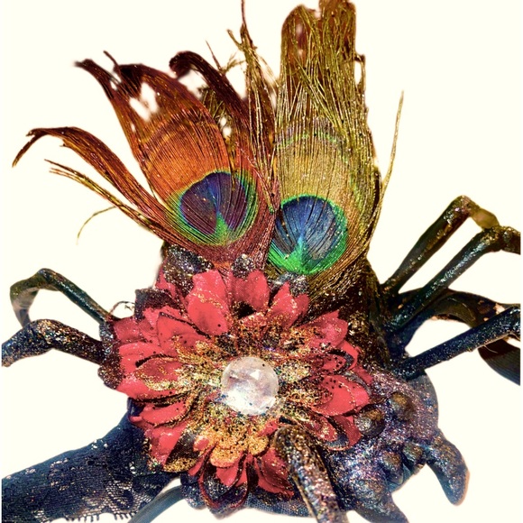 Glitz & Glam Black Spider Hat w/ Lace Wrap - Picture 8 of 13